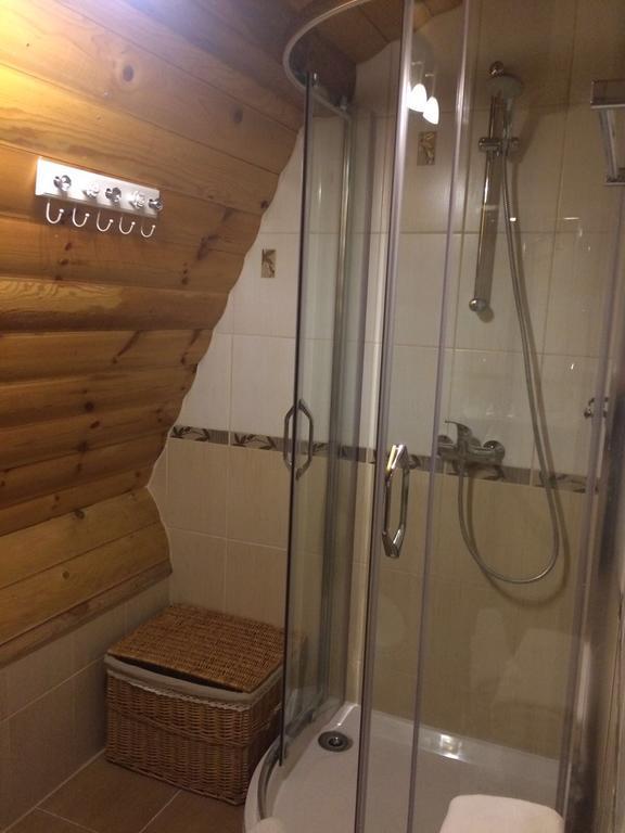 Viesu Nams Mezu 13 Hotel Ventspils Ngoại thất bức ảnh